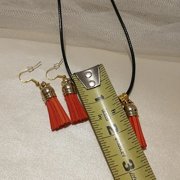 Salmon Color Tassel Set! - Picture 5 of 8